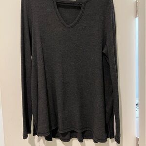 T.La Charcoal Knit Top XL